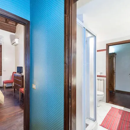 Apartment Tornabuoni Florenz